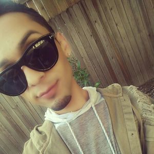 Meet your Posher, Christopher